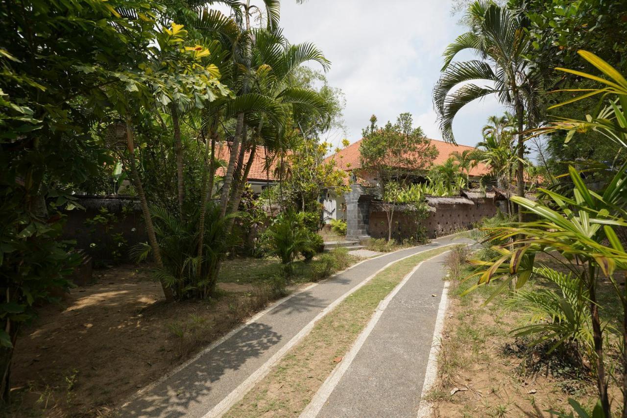 Oyo 1840 Kubu Ubud Hotel Екстериор снимка