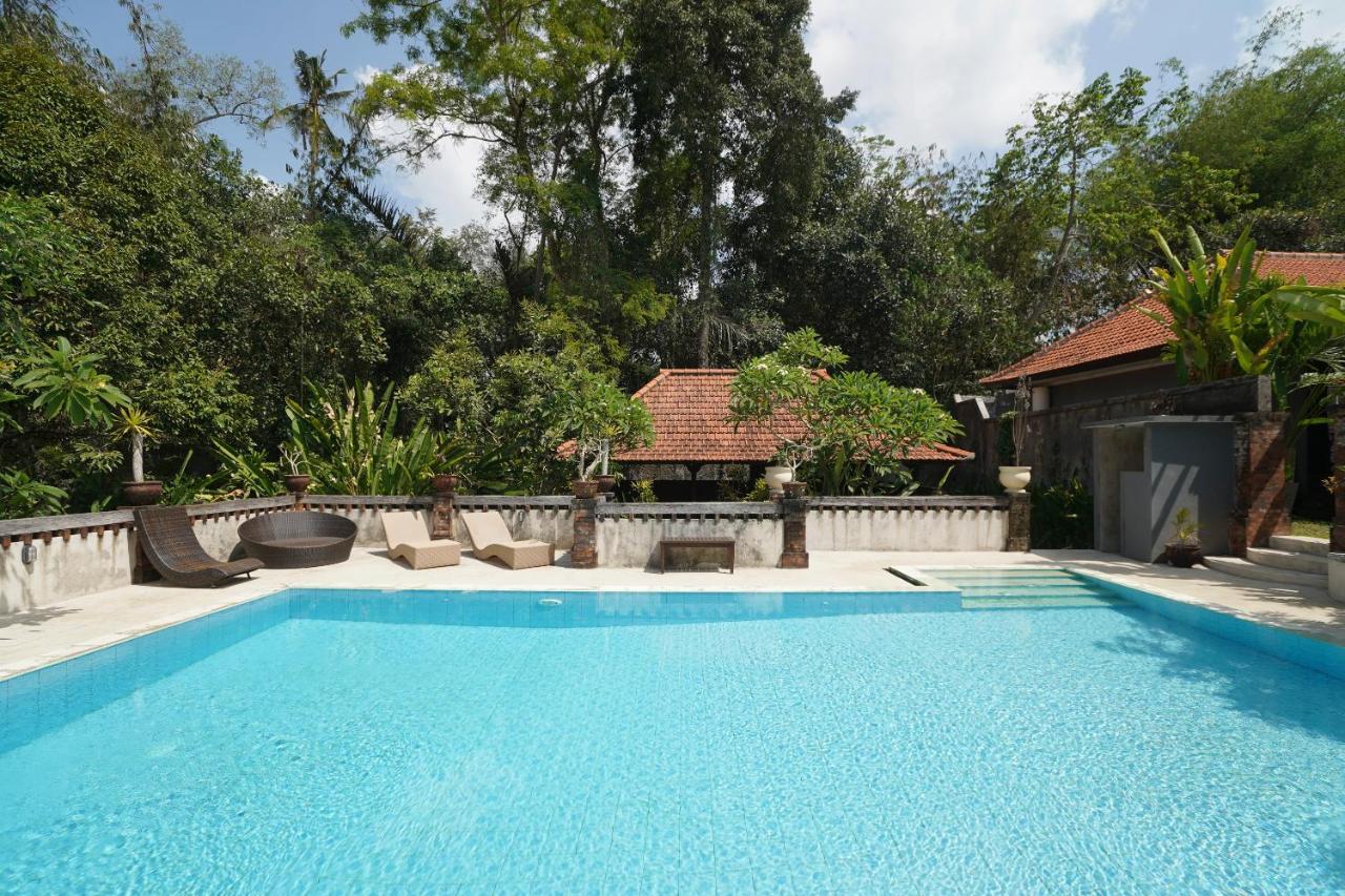 Oyo 1840 Kubu Ubud Hotel Екстериор снимка