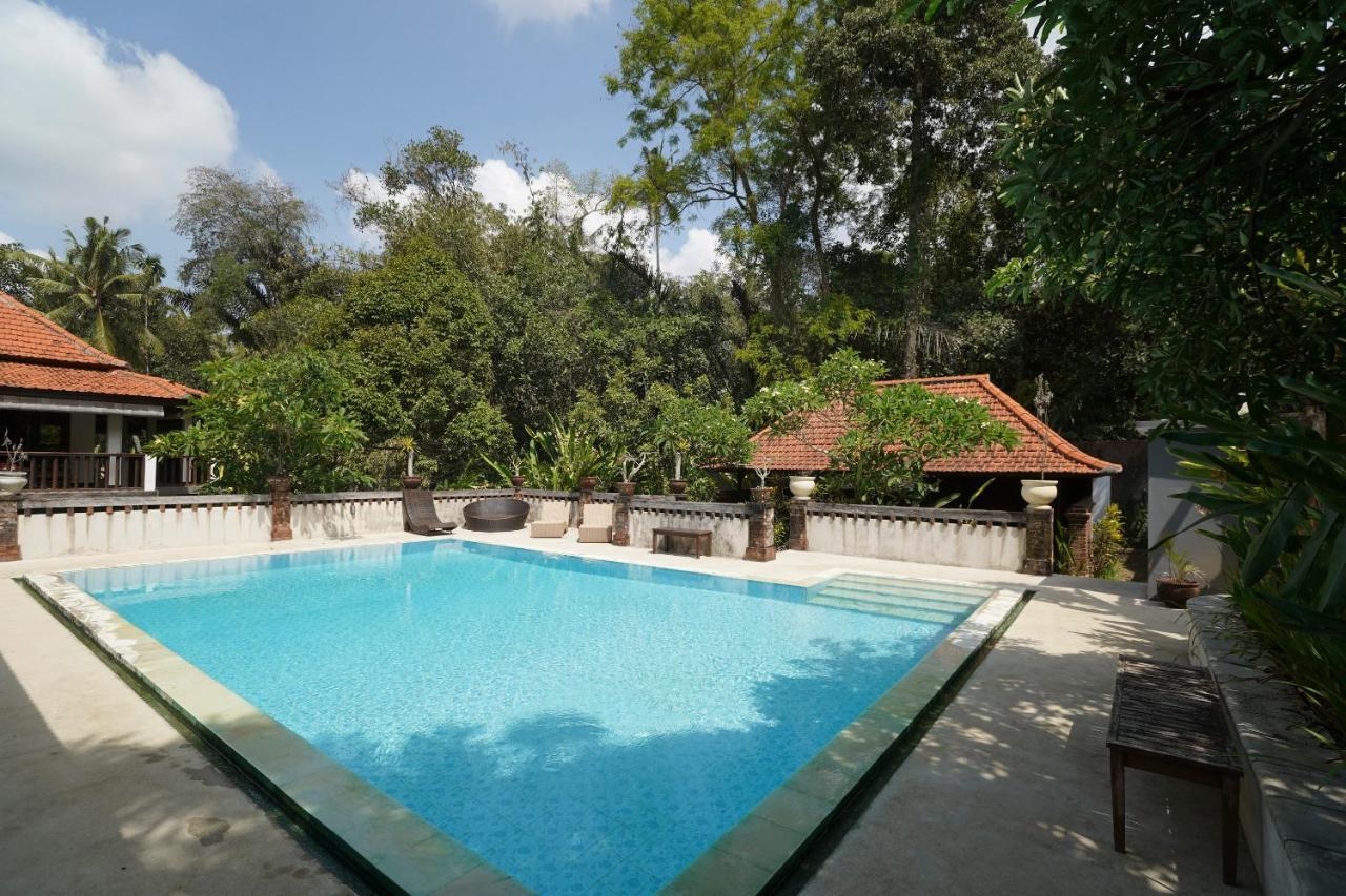 Oyo 1840 Kubu Ubud Hotel Екстериор снимка