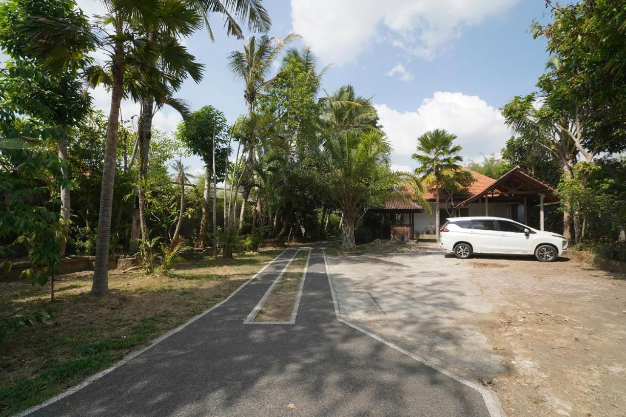 Oyo 1840 Kubu Ubud Hotel Екстериор снимка