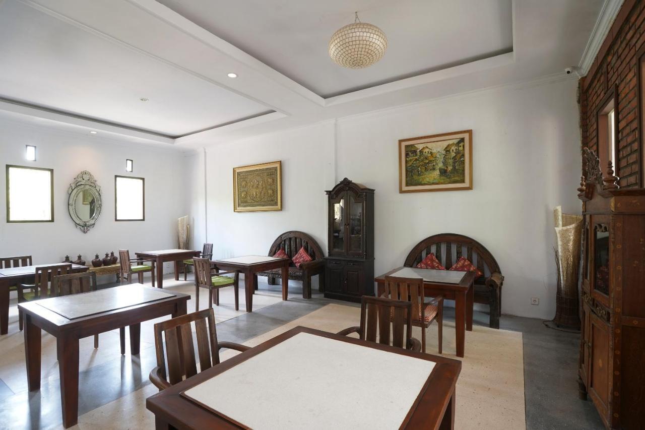 Oyo 1840 Kubu Ubud Hotel Екстериор снимка